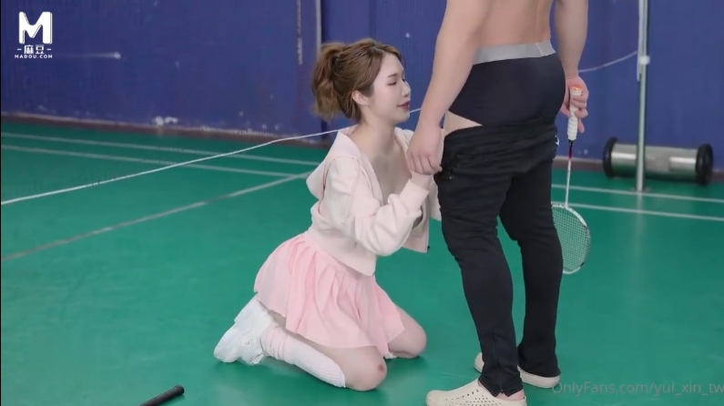 羽毛球训练后空荡体育馆偶遇猛男 挑逗升级成激烈肉搏2.png 羽毛球训练后空荡体育馆偶遇猛男 挑逗升级成激烈肉搏2.png